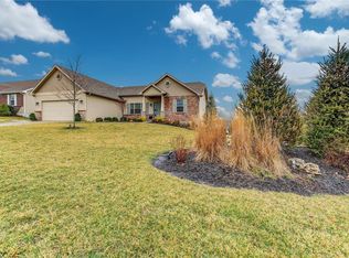 741 Pecan Hill Dr, Saint Charles, MO 63304