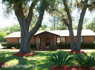 10415 Saint Marys Cir E, Macclenny, FL 32063