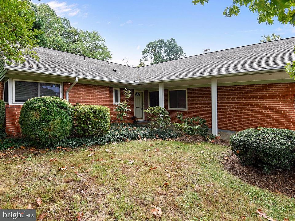 1st image of 3809 Whispering Ln