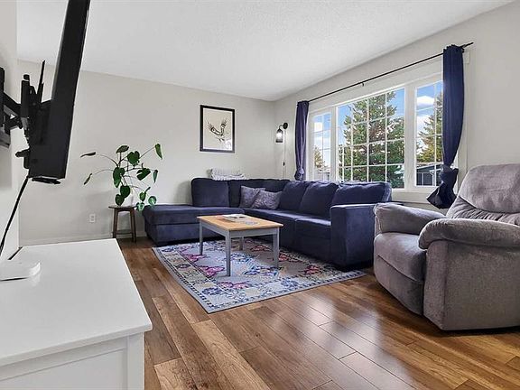 3rd image of 9653 N 86th Ave