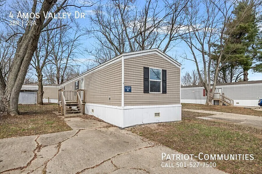 4 Amos Valley Dr