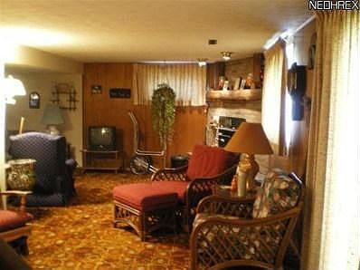 3rd image of 1508 Sleepy Hollow Dr