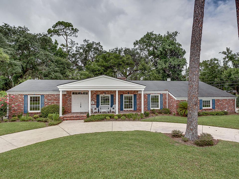 1st image of 2467 Sedgwick Pl