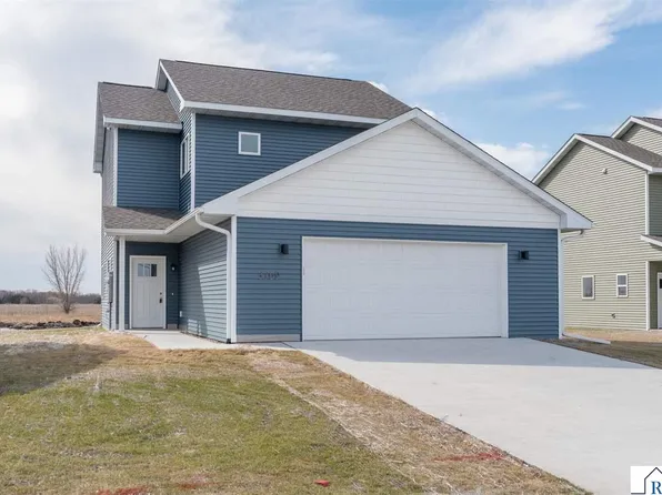 3109 Bassett Dr, Mankato, MN 56001