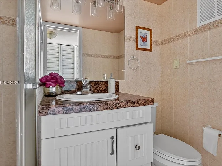 48 Mansfield Dr #48-B — Photo 13