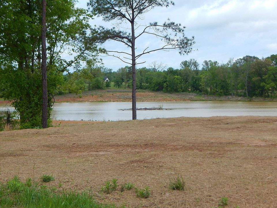 2nd image of Cardinal Rd