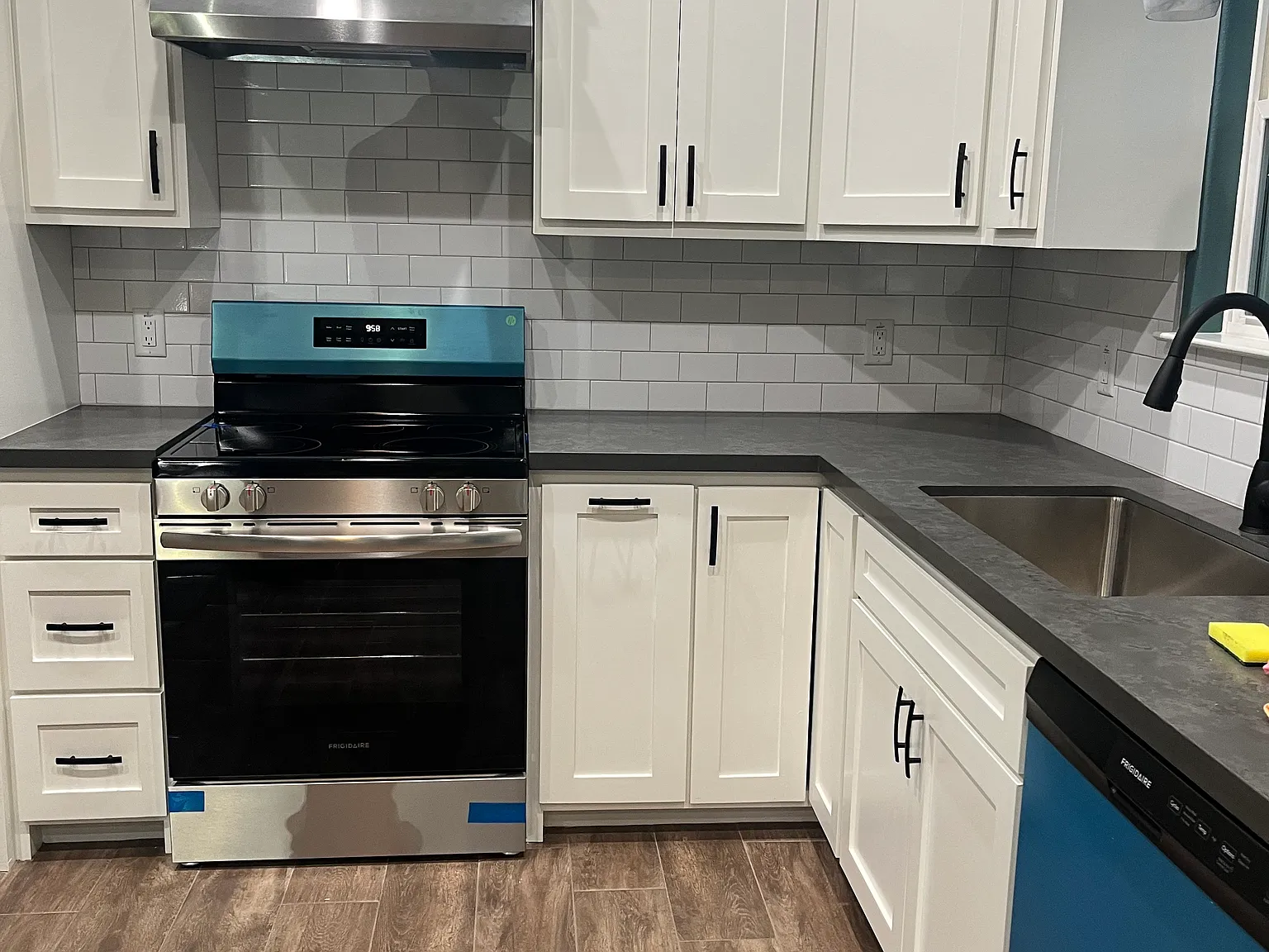 3 bed, 1292 sqft, $2,000 — Photo 3