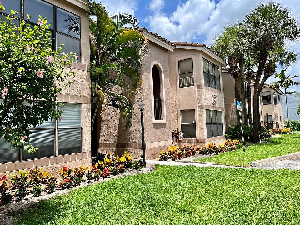1st image of 2796 S University Dr