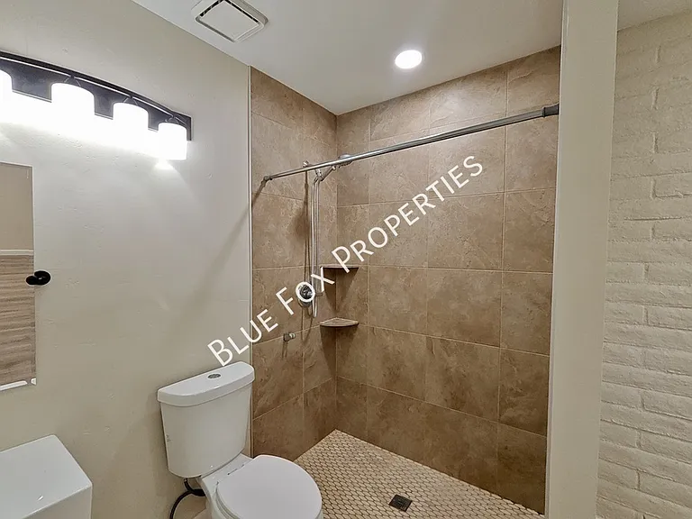 7861 E Lester St — Photo 16