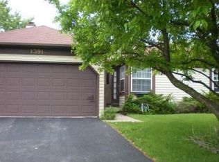 1391 Rennet Dr, Naperville, IL 60565