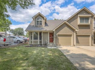 11548 W 113th St, Overland Park, KS 66210