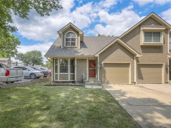 11548 W 113th St, Overland Park, KS 66210