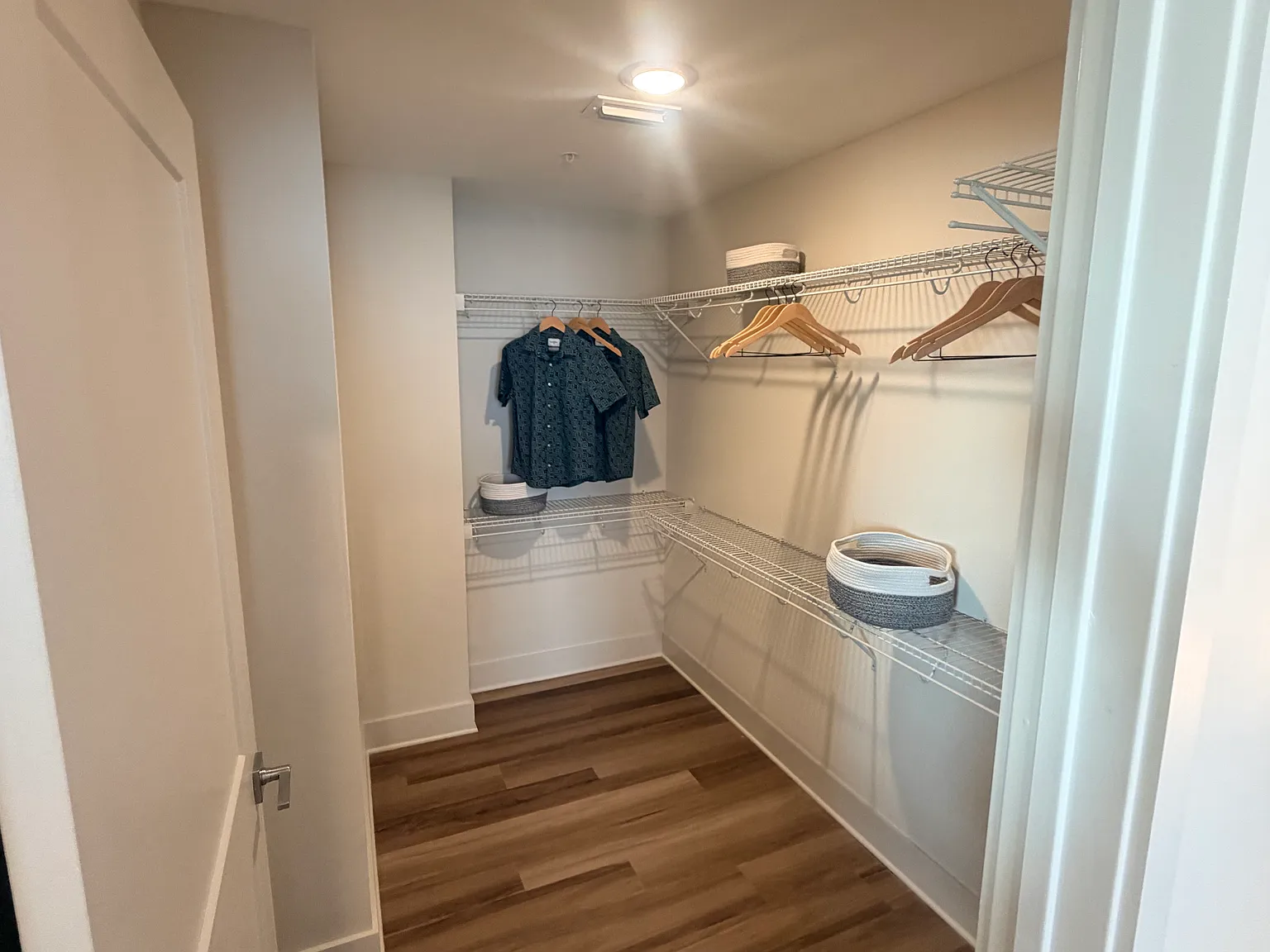 2 bed, 1120 sqft, $3,212 — Photo 4