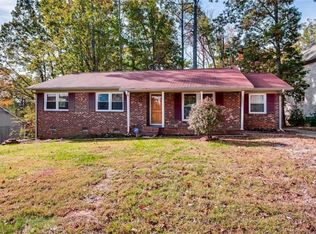 1007 Somerset Dr, Winston Salem, NC 27103