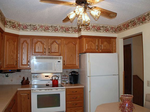 5th image of 14310 Park Ave S