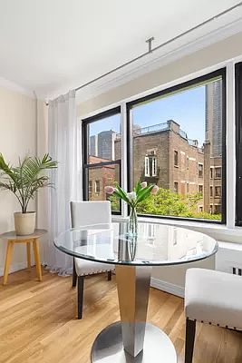 3rd image of 333 E 34th St APT 6O