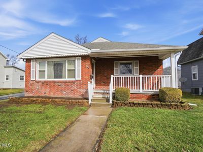 120 W Melrose Ave, Findlay, OH, 45840