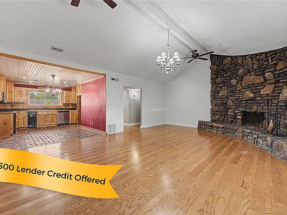 5th image of 1113 S 28th St