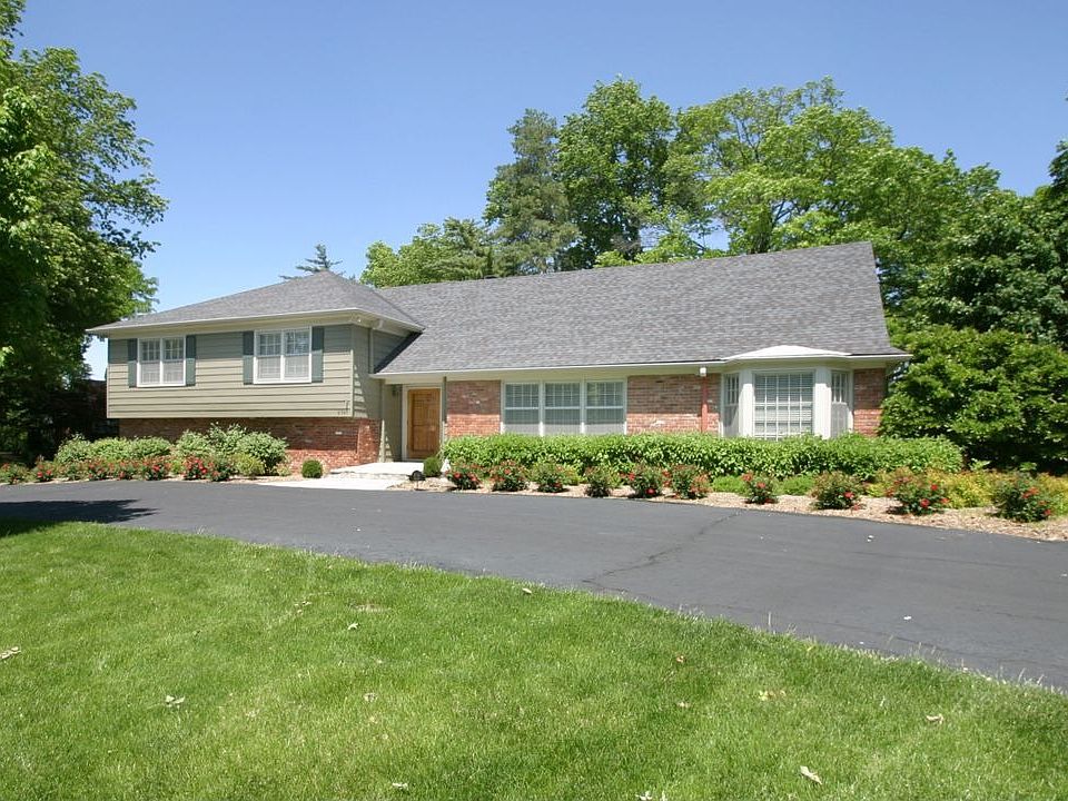 1st image of 6741 Rainbow Ave
