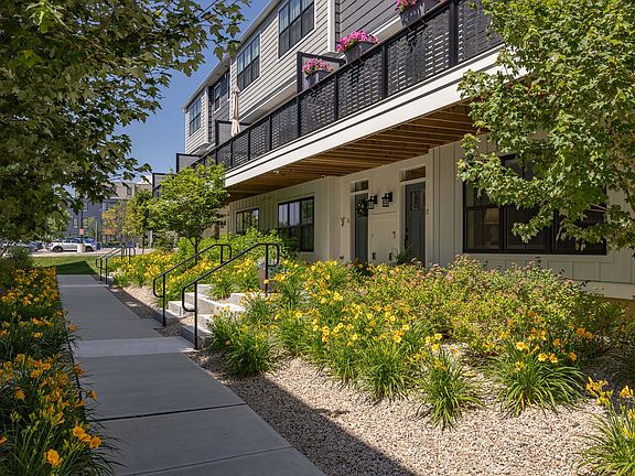 2nd image of 50 Cate St #16