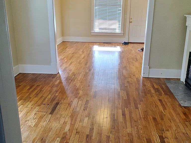 223 S West St #D — Photo 2