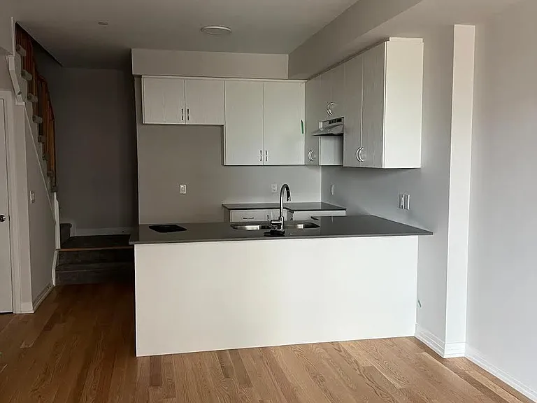21 Baynes Way #2 — Photo 10