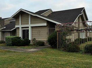 12215 Bob White Dr, Houston, TX 77035