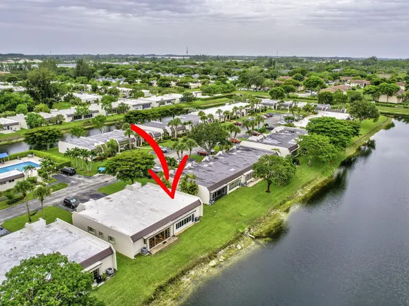 127 LAKE REBECCA Drive, West Palm Beach, FL 33411