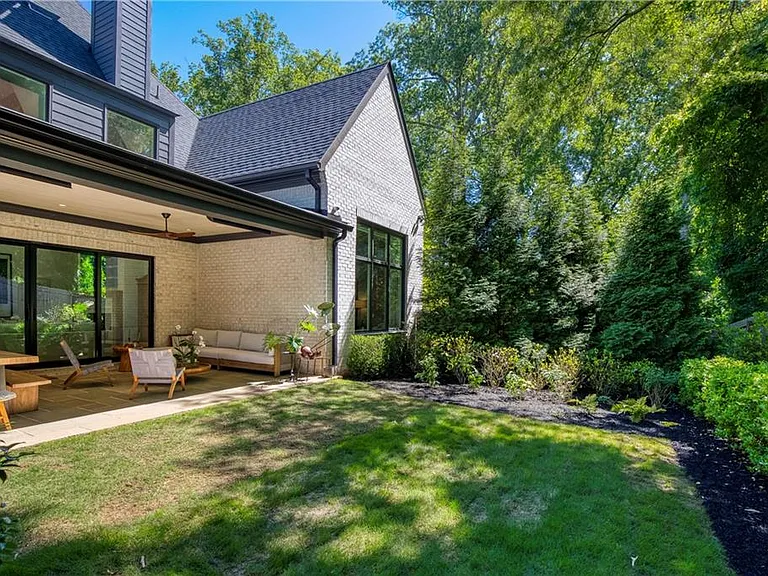 840 Kenry Ct — Photo 80