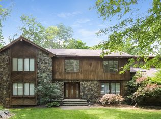 25 Lilly Rd, Wanaque, NJ 07465