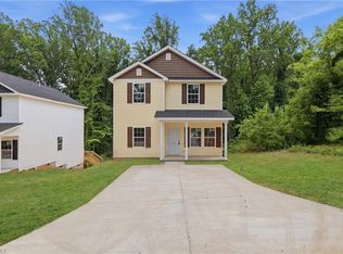 4039 Shamel St, Winston Salem, NC 27105