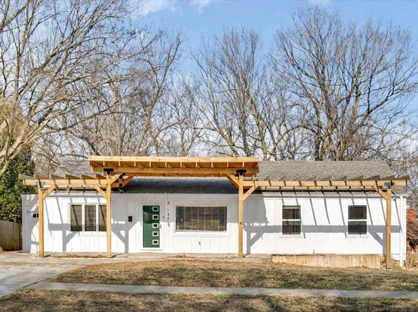1345 E Walnut Street, Springfield, MO 65802