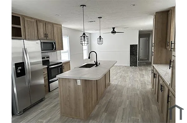 Building Photo - 2033 Daisy Lou #37