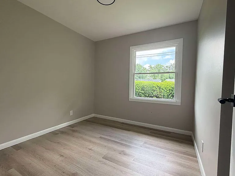 5304 Cedrus Cir — Photo 11