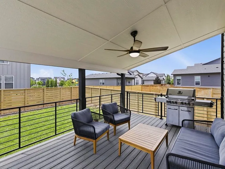 2933 Biplane St — Photo 17