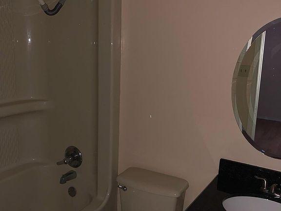 3rd image of 720 Sandpiper Ave APT A