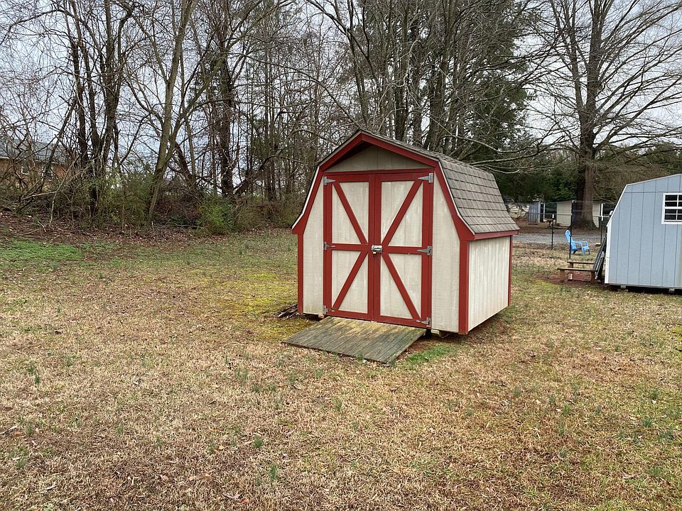 2nd image of 1510 Cumberland Rd