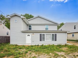 244 Margate Dr #F, Glen Burnie, MD 21060