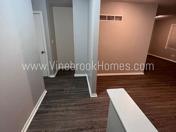 2nd image of 11600 Bennington Ave