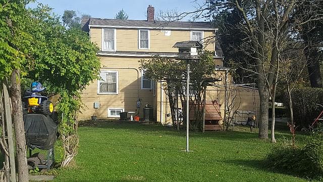 2nd image of 12 N Elmhurst Rd