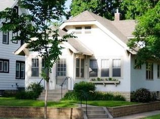 1294 Earl St, Saint Paul, MN 55106