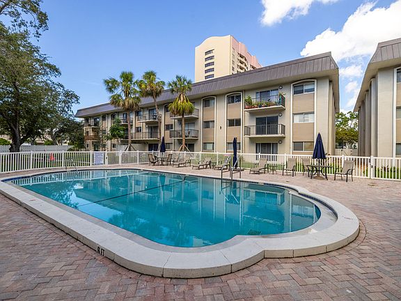 3rd image of 4607 W Fig St Unit 105