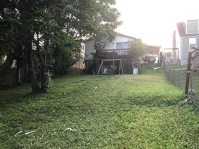2nd image of 2835 Overlook Dr