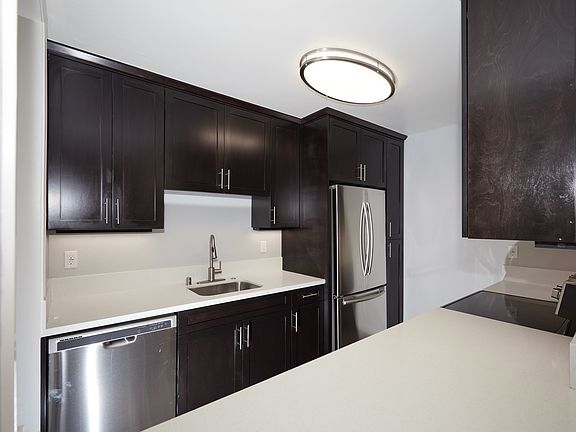 2nd image of 1811 S Bentley Ave APT 201