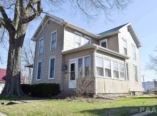 16 N 10th St, Pekin, IL