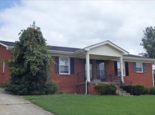 409 Downing Ct, Lexington, KY 40517