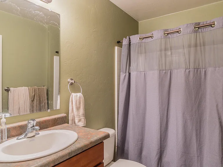 3307 N Tyndall Ave — Photo 24