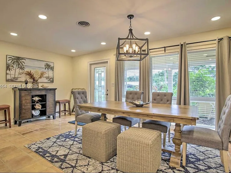 2169 Imperial Point Dr — Photo 4