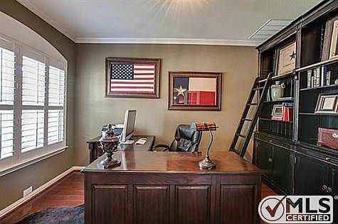 4th image of 4409 Brenda Dr