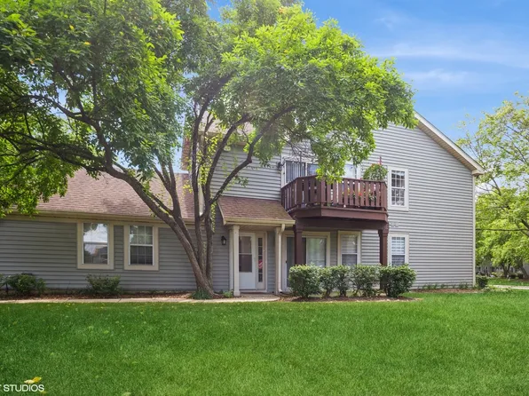 1051 Rockport Dr #1051, Carol Stream, IL 60188